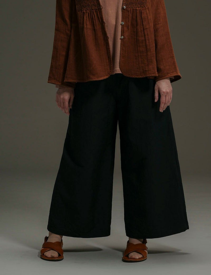 綿リネン強撚ツイルパンツ山蕗（やまぶき）