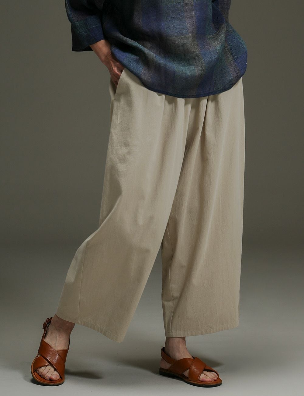 綿強撚ツイルパンツ爆蘭（はぜらん） | 石見銀山 群言堂オンラインストア