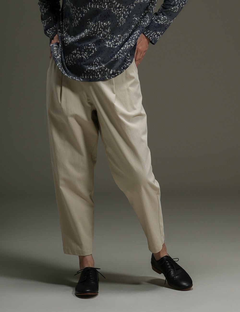 綿強撚ツイルパンツ千鳥草（ちどりそう）