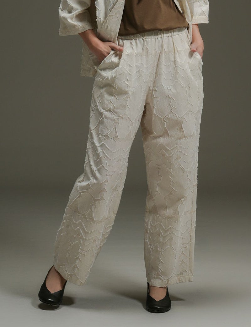 珊瑚ジャガードパンツ庭常（にわとこ）