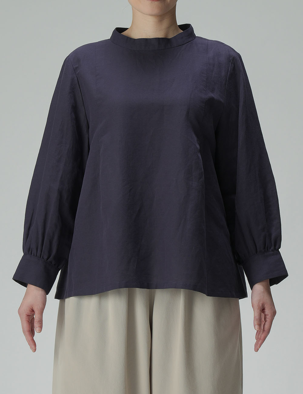 【美品】　群言堂　登美　綿麻100% グリーン　半袖　チュニック　ブラウス 綿麻アムンゼンパレットブラウス | 石見銀山 群言堂オンラインストア